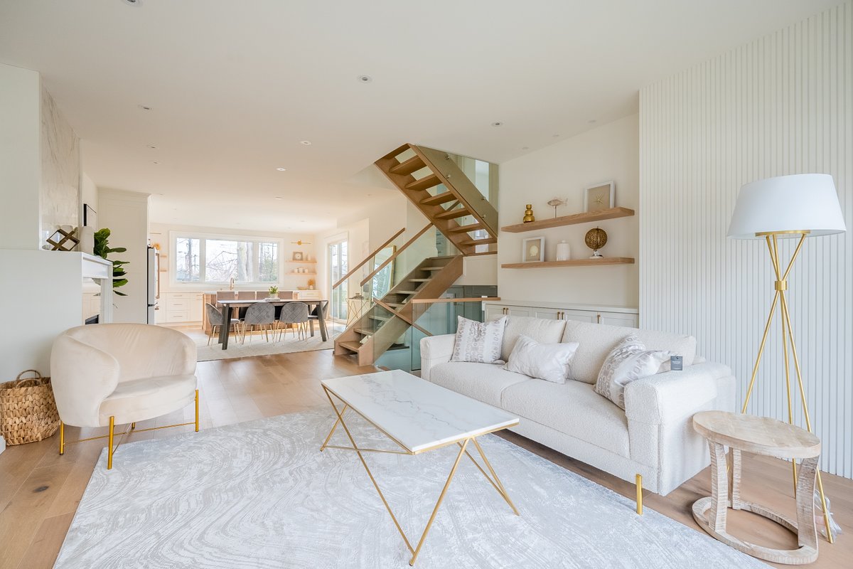 Luxury Home – 5 min from airport, 15 to downtown