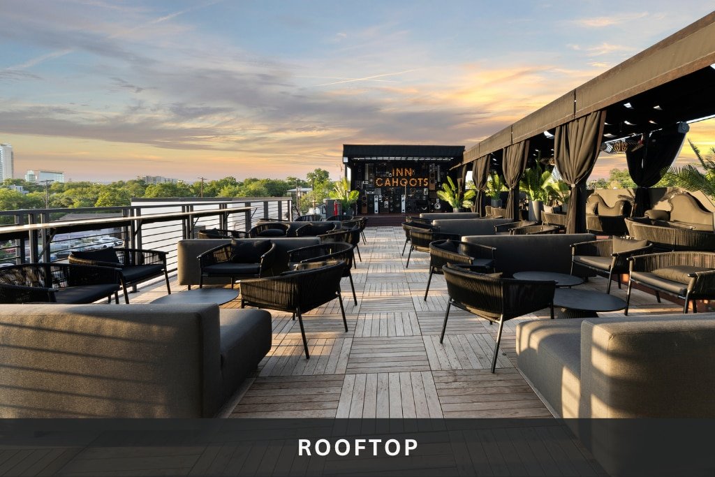 Inn Cahoots on 6th: 15 BR/39 Beds, Pool, Roofdeck gallery image 4