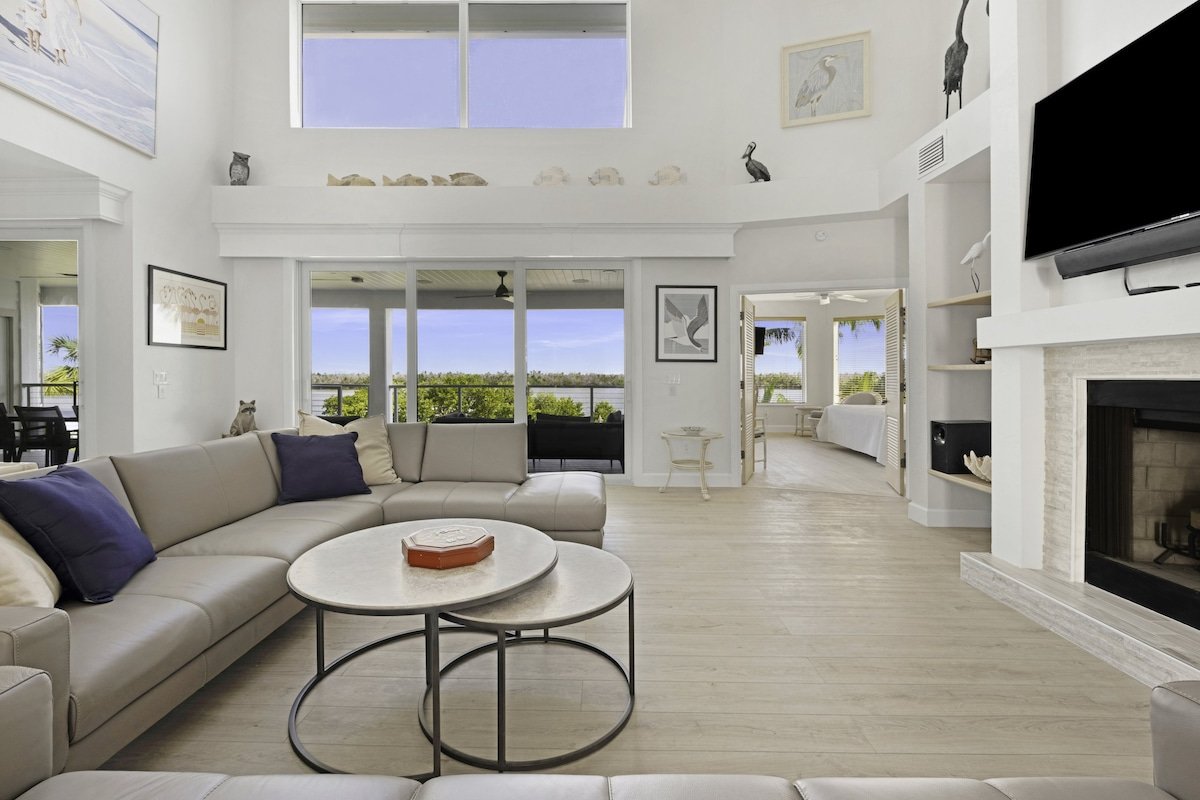 The White Ibis gallery image 2