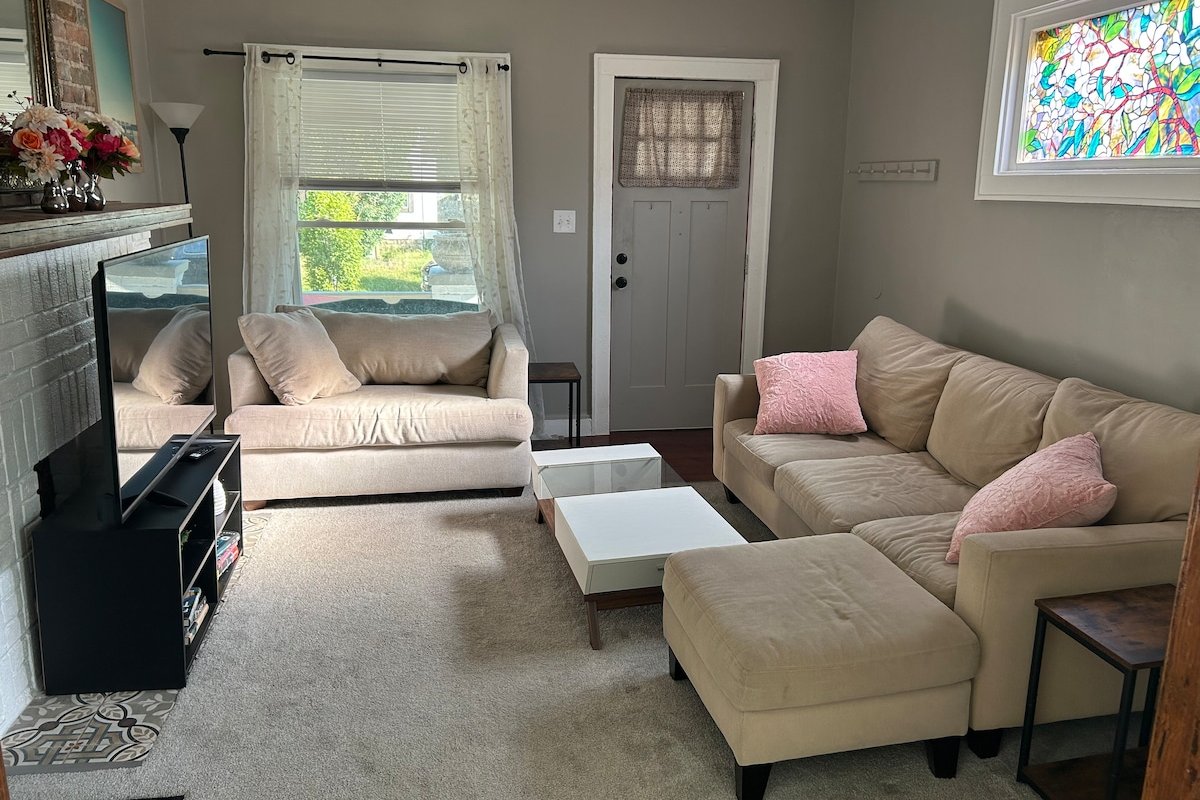 Beautiful 3BR in Vassor Village gallery image 4