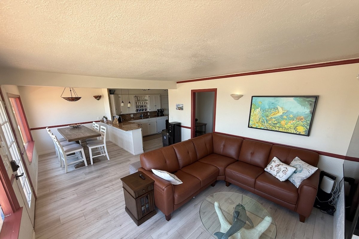 Catalina Two Bedroom View Home gallery image 3