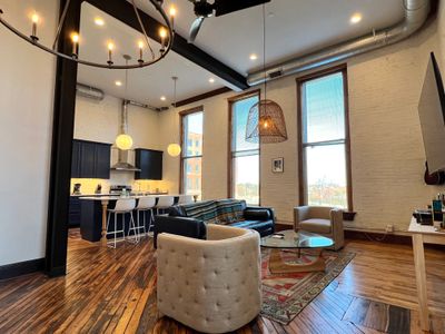 1882 Lofts – 202 – Downtown 2nd & Church