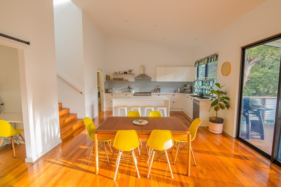 HIDE AWAY | Relax poolside & walk to Lizzie Beach gallery image 3