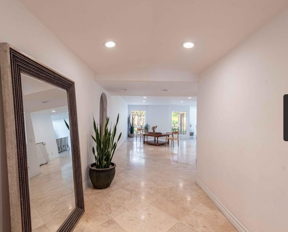 The Janlor Vila gallery image 5