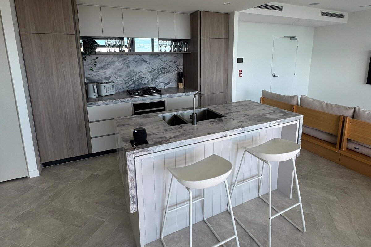 Dreamy Queens Wharf luxury pad w car park gallery image 4