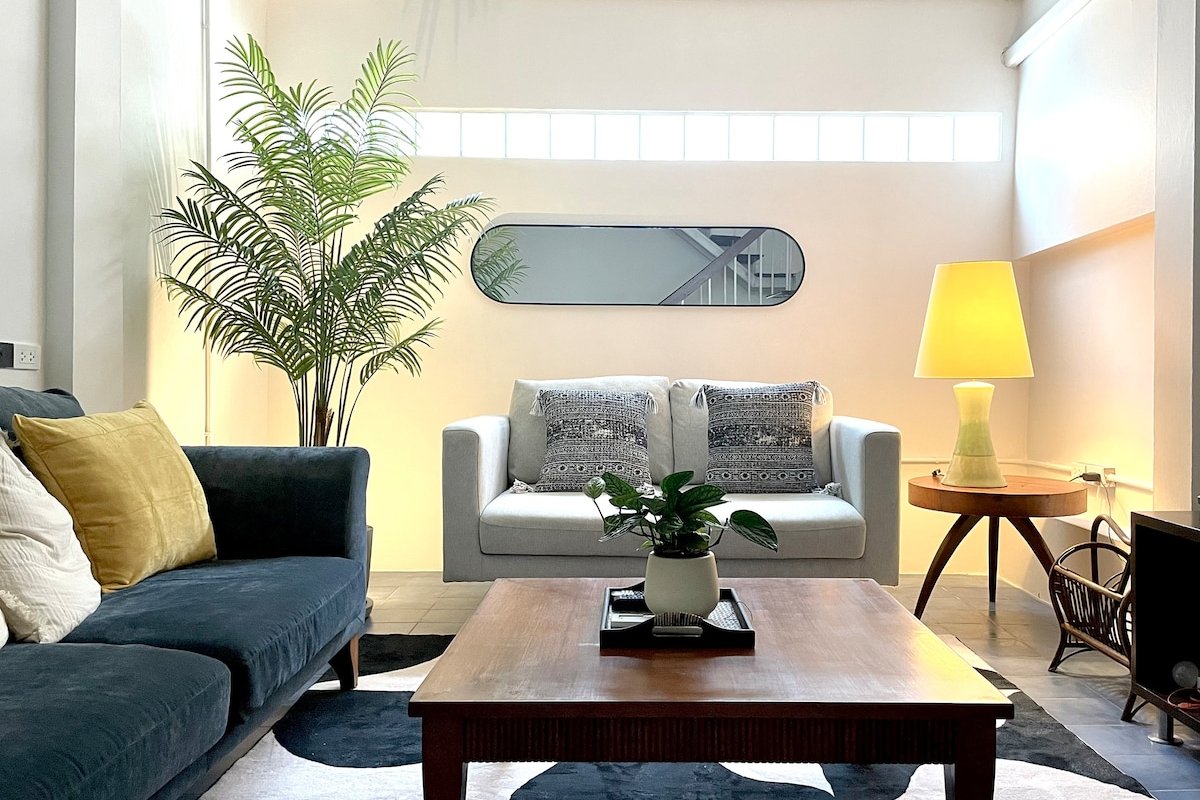 Tropical designer house 4BR in the hip area Ekamai gallery image 2