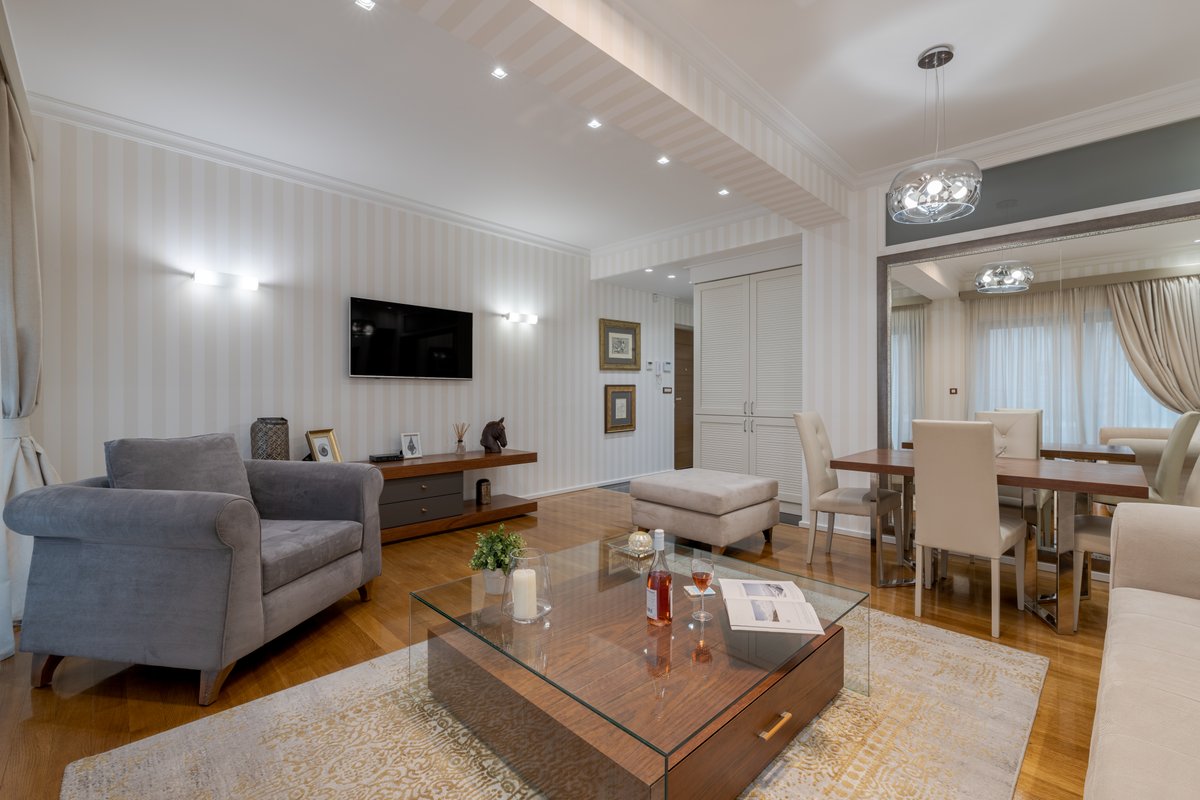 Zeus – Luxenia Suites