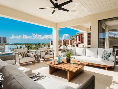 TC Villas | Evie | Pool, Kayaks, Walk to Beach