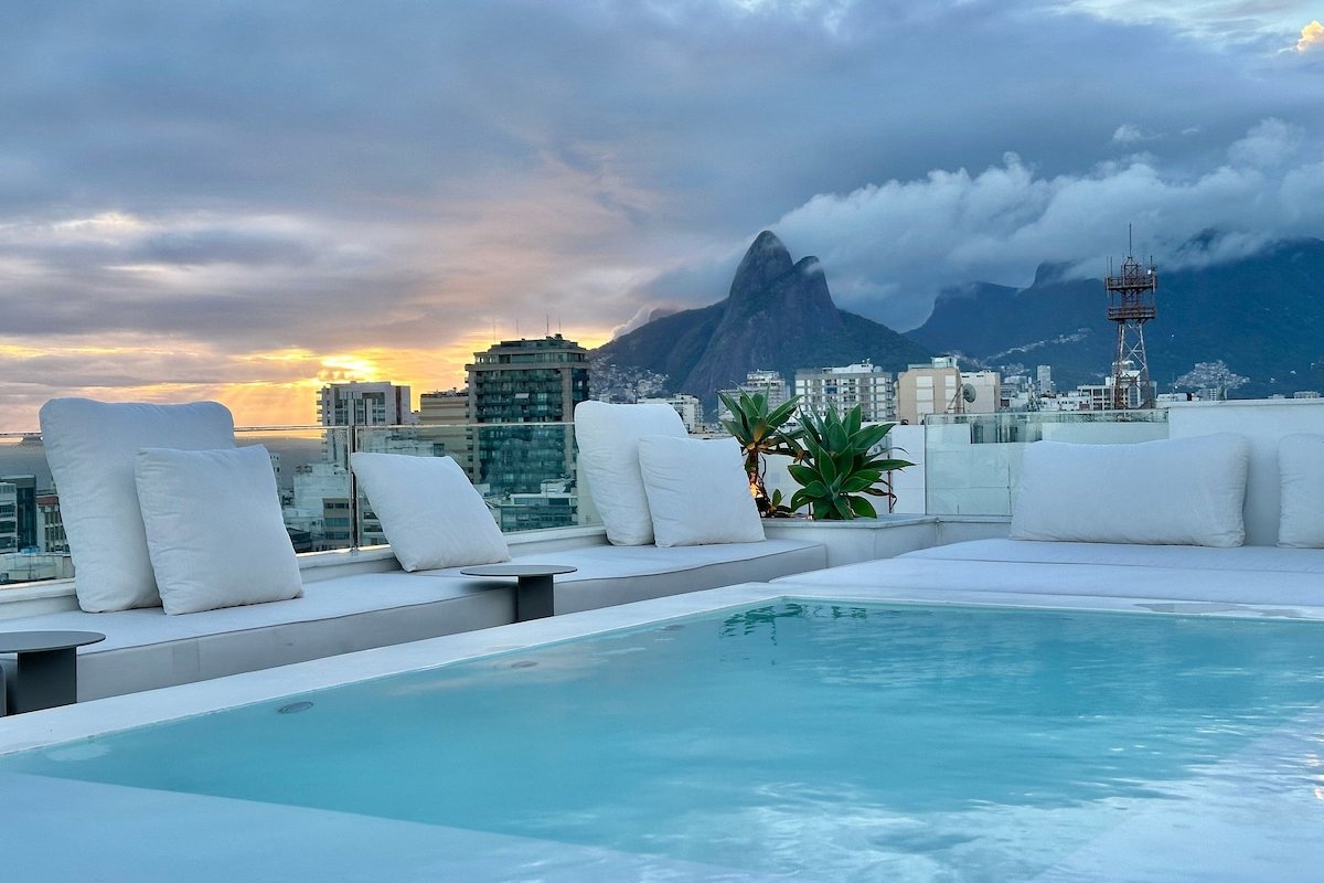 Luxury Penthouse with Pool in Ipanema gallery image 5