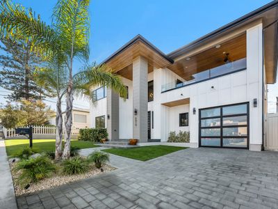 New Modern Home Ocean Views &Spa