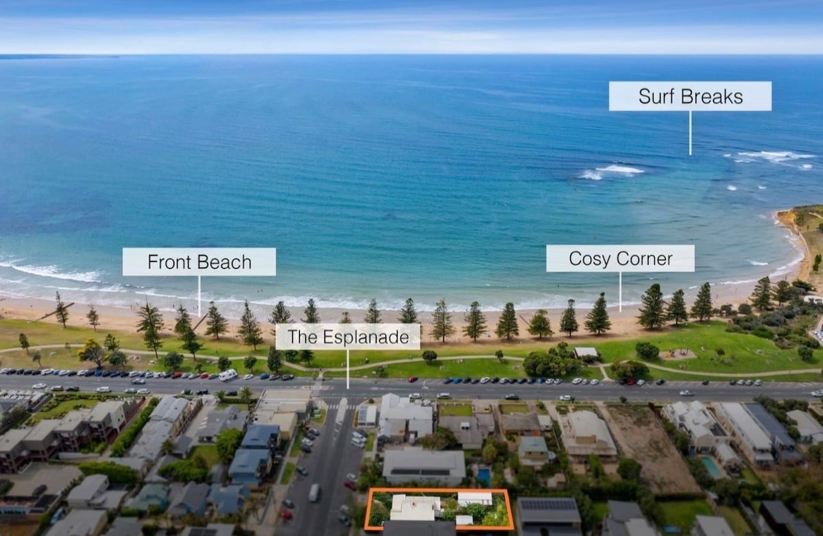 Cosy At Front Beach Torquay gallery image 2