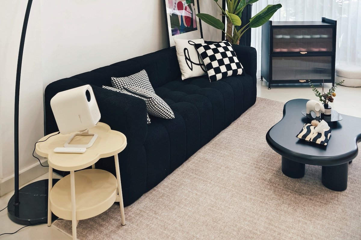 lumpini/Central Park旁/Silom市中心/bts&mrt步行2分钟/可住11人 gallery image 2