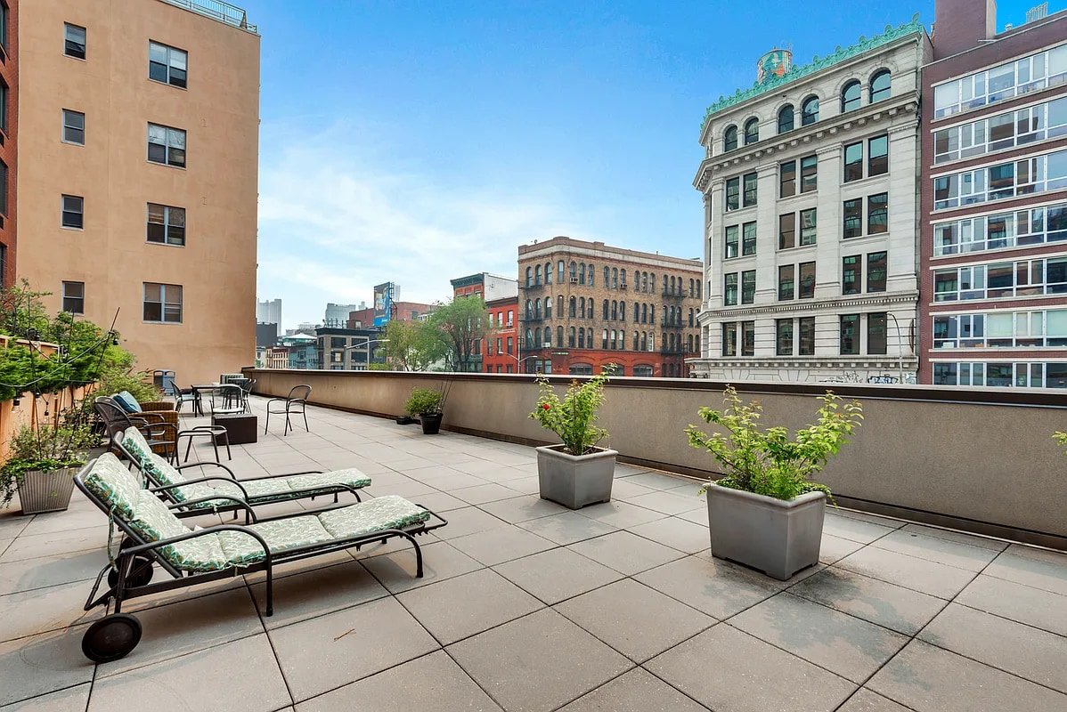 Stunning NYC Views! Free Gym! Doorman! Terrace! gallery image 3