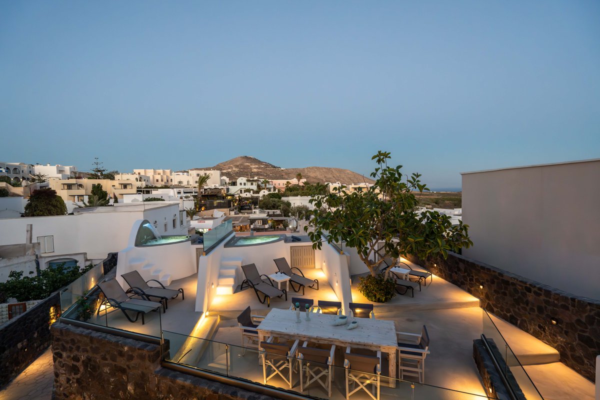 NEW Lux Yiota Collection 3 Suites & 3 Jacuzzi