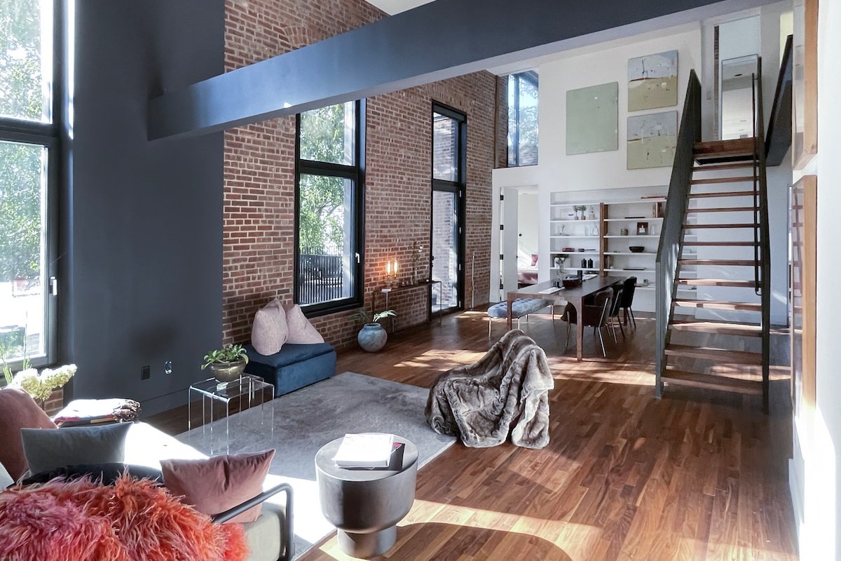 Luxury Condo Architect-Renovated Historic Building gallery image 2