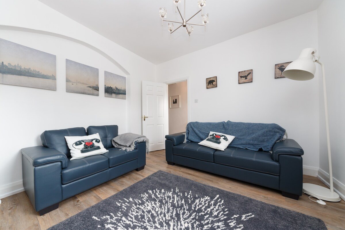 4 Bed House between Silicon Docks & Aviva Stadium gallery image 4