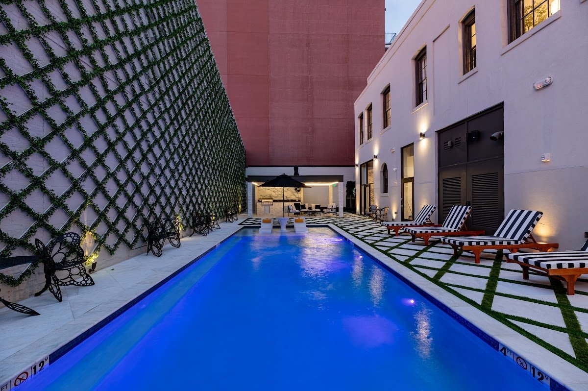 The District – Luxury 4BR gallery image 3