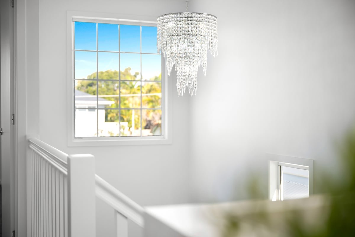 Luxury House with Pool, close to CBD gallery image 4