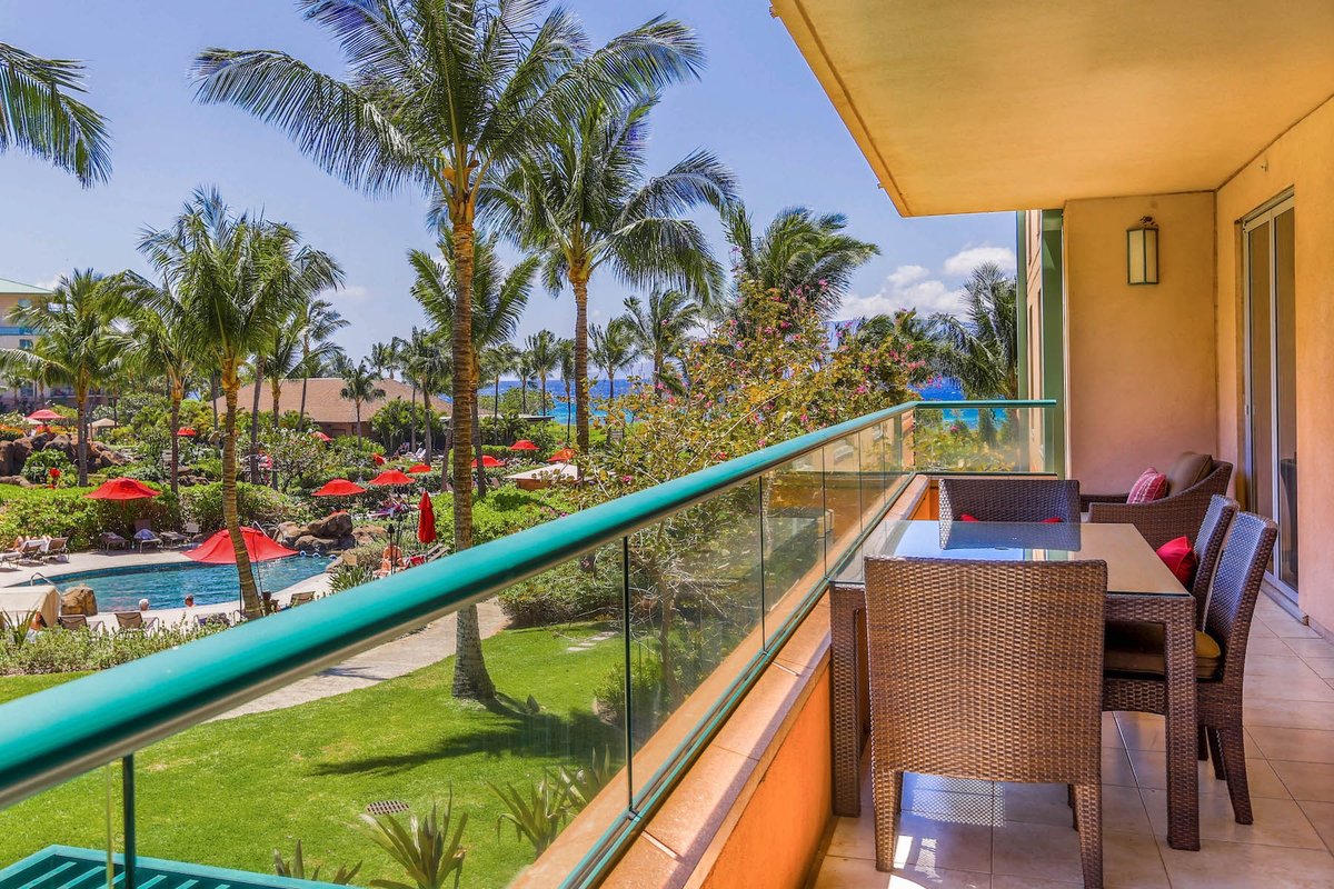 Maui Resort Rentals: Honua Kai Konea 249