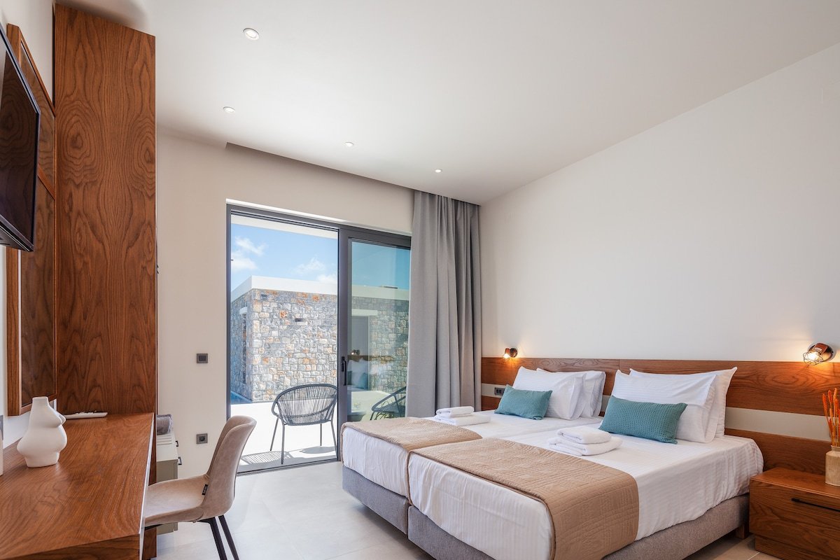 Magical new luxury villa Camellia! gallery image 4