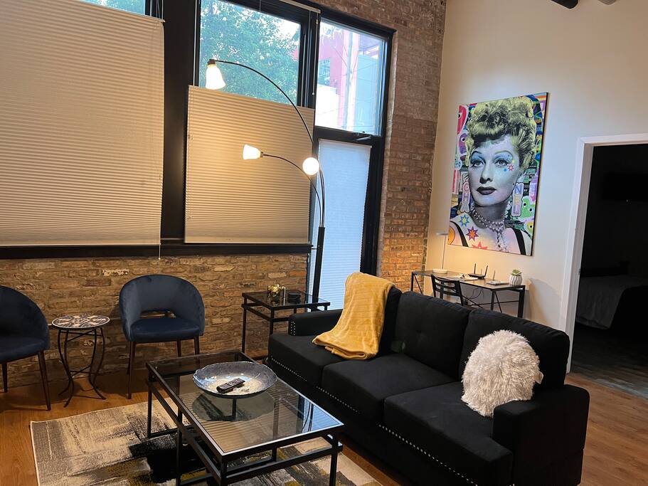 Luxéry Stay “Hollywood” – McCormick/WinTrust Area gallery image 5