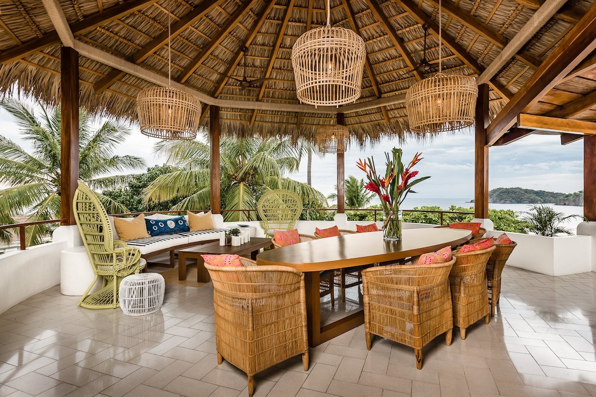 Flamingo Blu gallery image 2