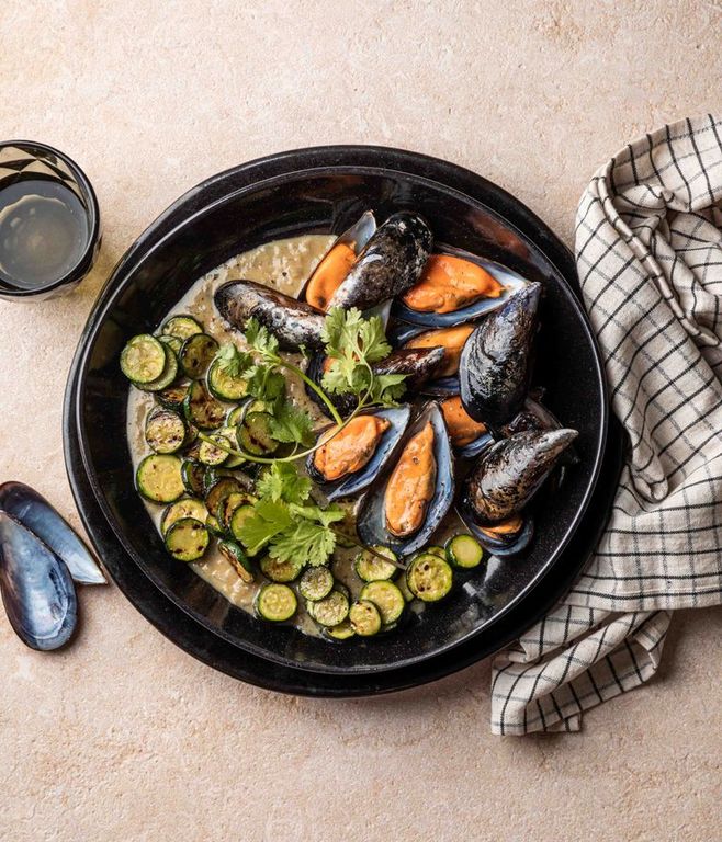 Photo of Thai Green Curry Mussels