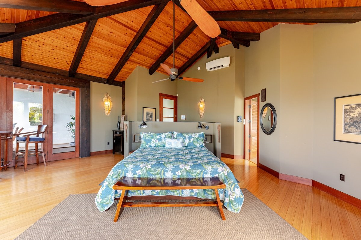 Hale Nana Kohola Beach House gallery image 2