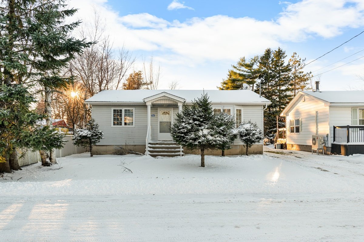 Évasion: Plage à proximité et hot tub privée ! gallery image 5