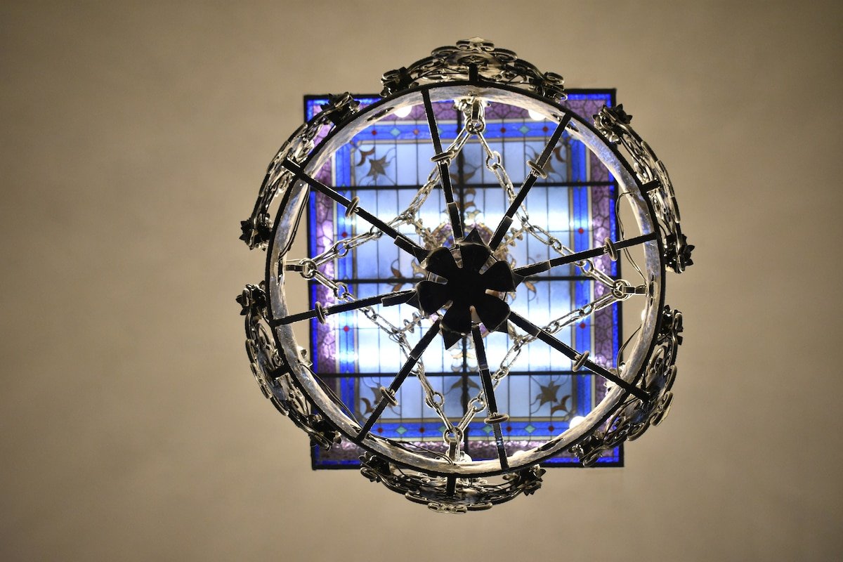 Amplia casa con hermosa arquitectura! gallery image 4