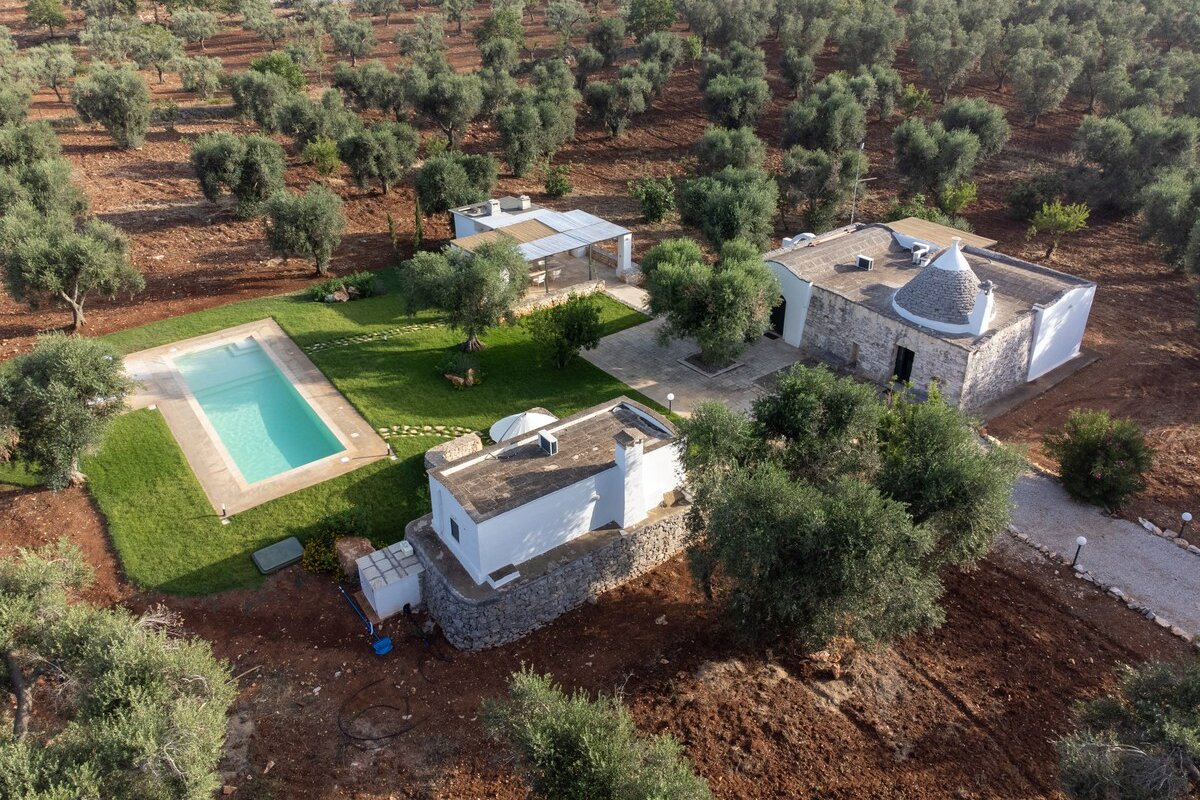 Trullo Maria Teresa – private swimming pool gallery image 2