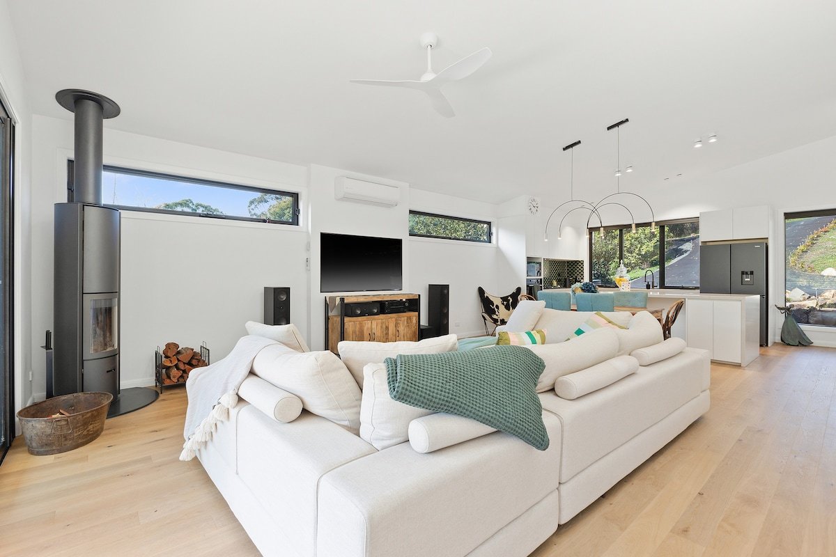 Bella Vita – Warburton Views with Sauna gallery image 3