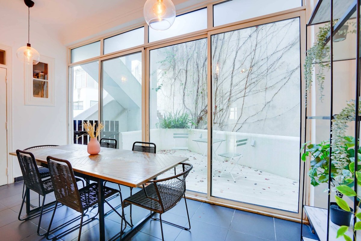 Family Comfort in Principe Real AC and Parking gallery image 4