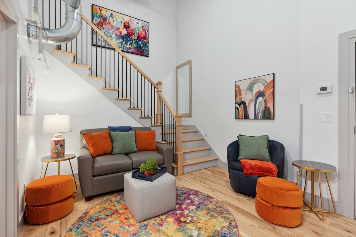 Majestic Lofts #603 – Printers Alley! gallery image 5