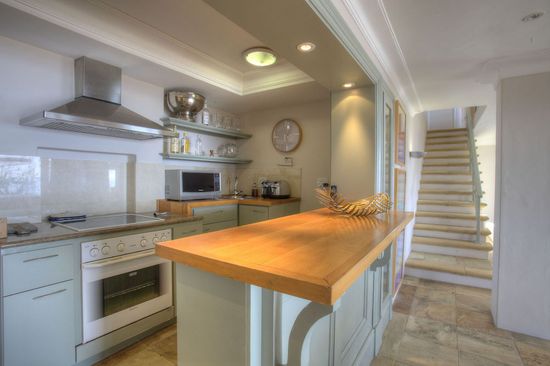 Photo 4 of Ravine Views accommodation in Bantry Bay, Cape Town with 3 bedrooms and 3 bathrooms