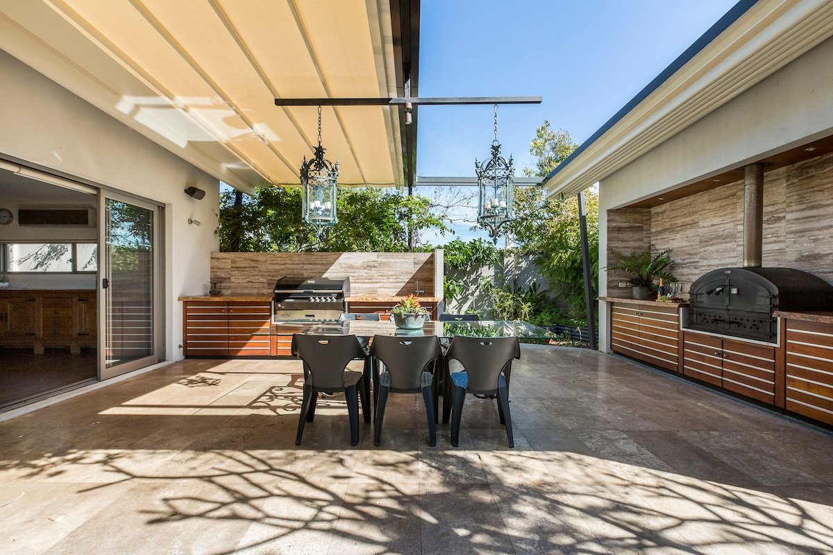 The Roy – Tranquil Summer Holiday Retreat gallery image 5