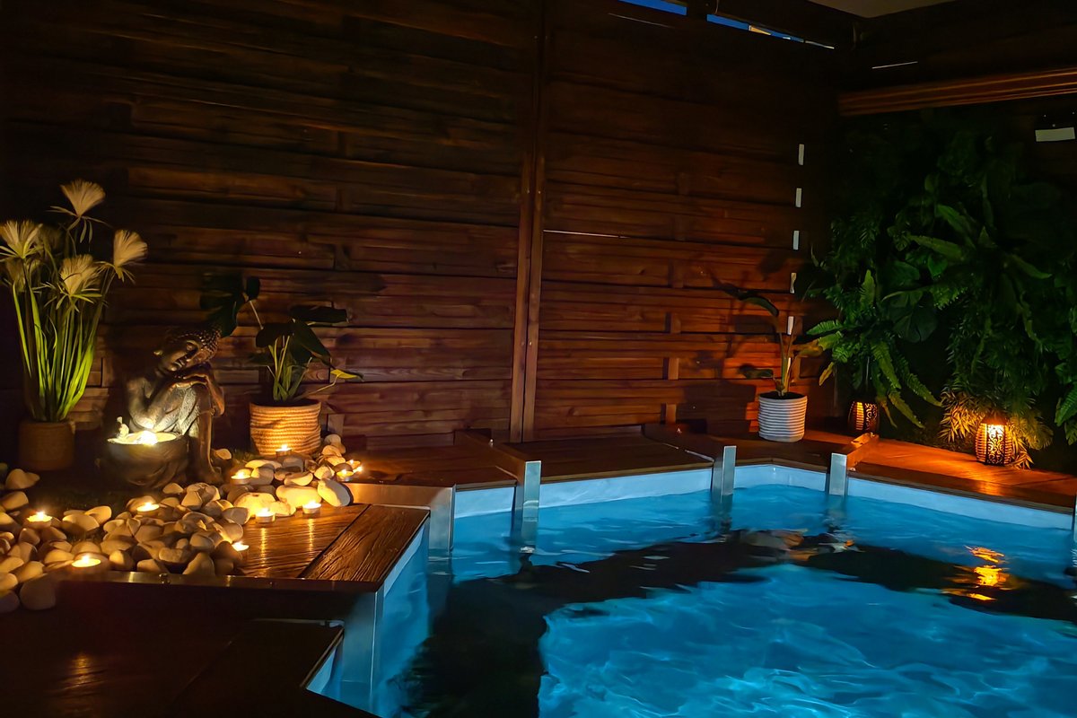 Lloret Urban Boutique with heathed pool