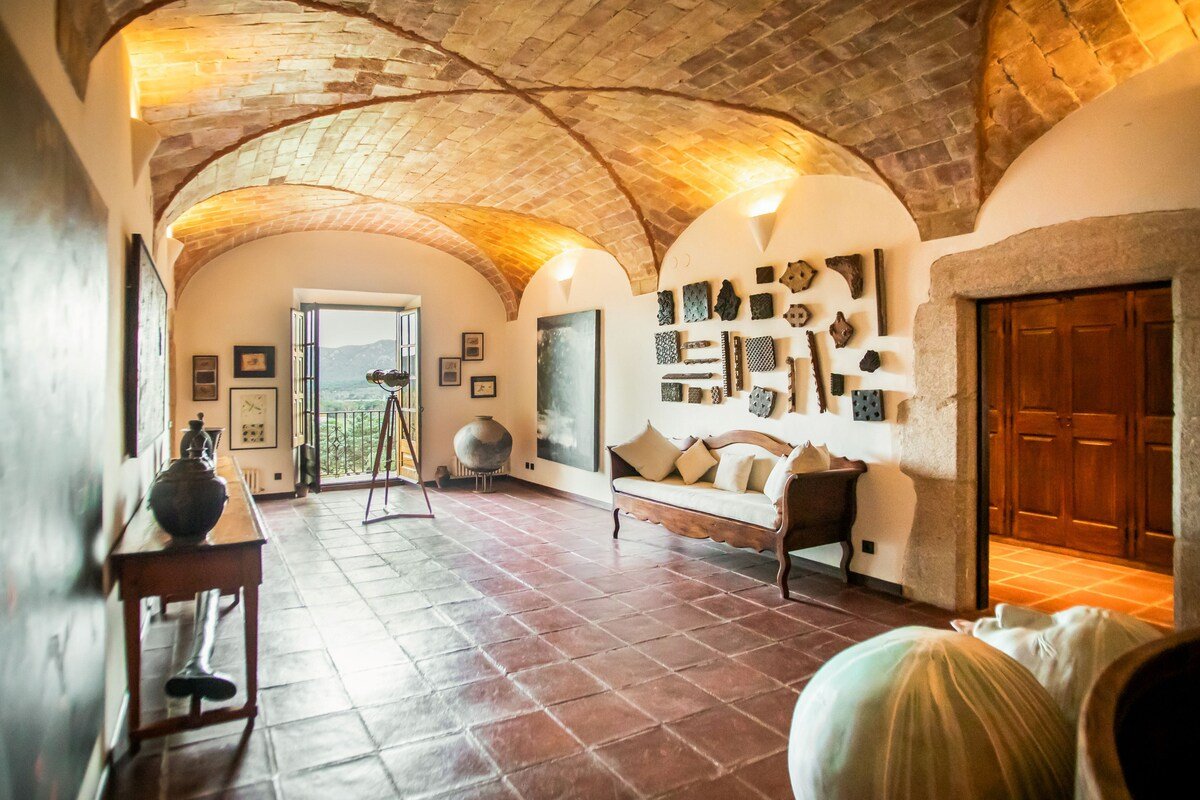 Mas Bou – Where Art Meets Authenticity gallery image 5