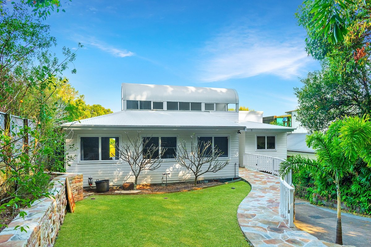 Lee Lane Beach House gallery image 3