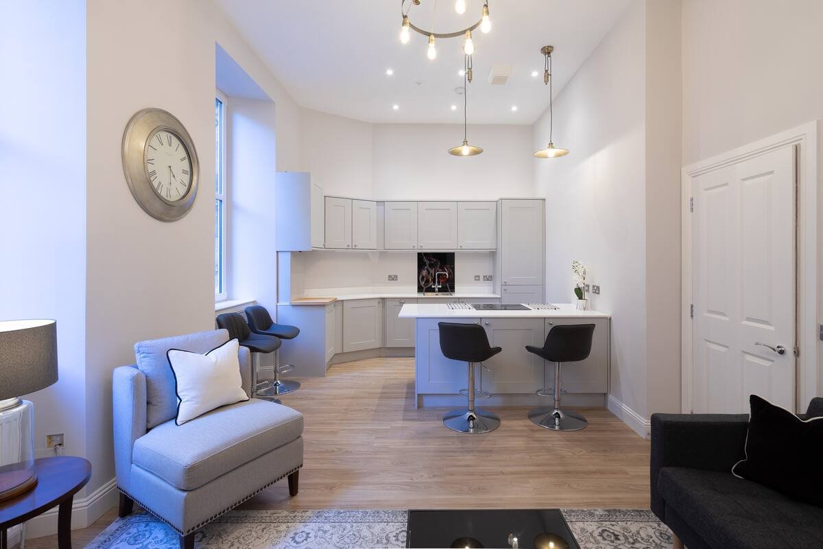 Luxury Nests – Old Town 1 gallery image 2