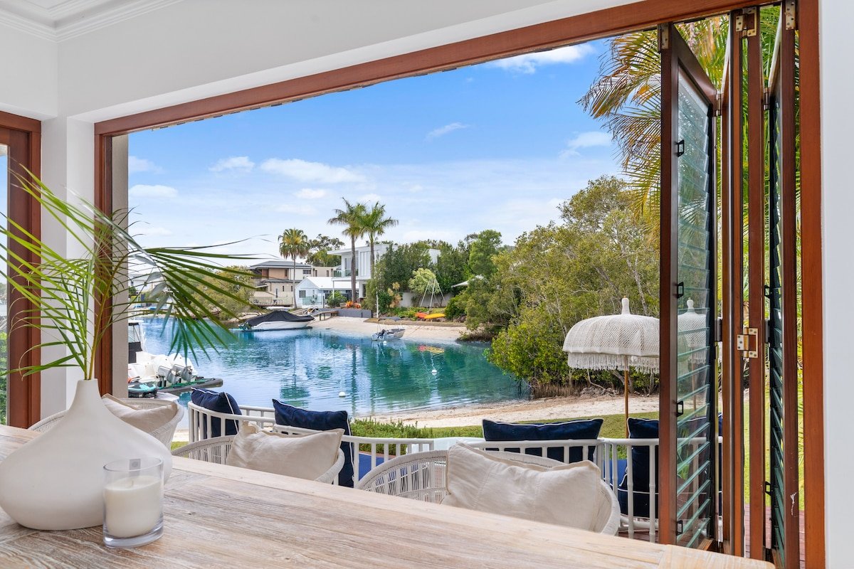 Quintessential Noosa Waterfront Home/ Heated Pool gallery image 2