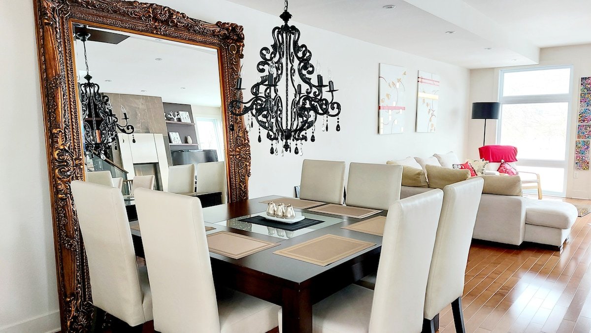 Modern luxury waterfront home in Sandy Hill gallery image 2