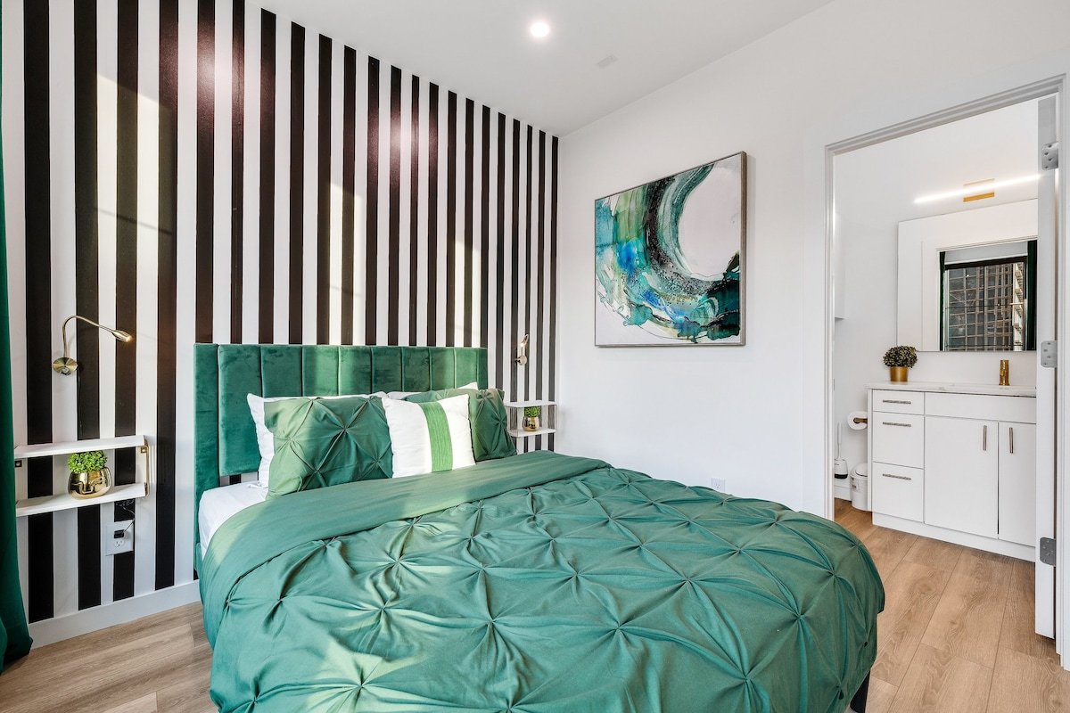 KL Residence | Rooftop Projector | 5 Min-Downtown gallery image 3