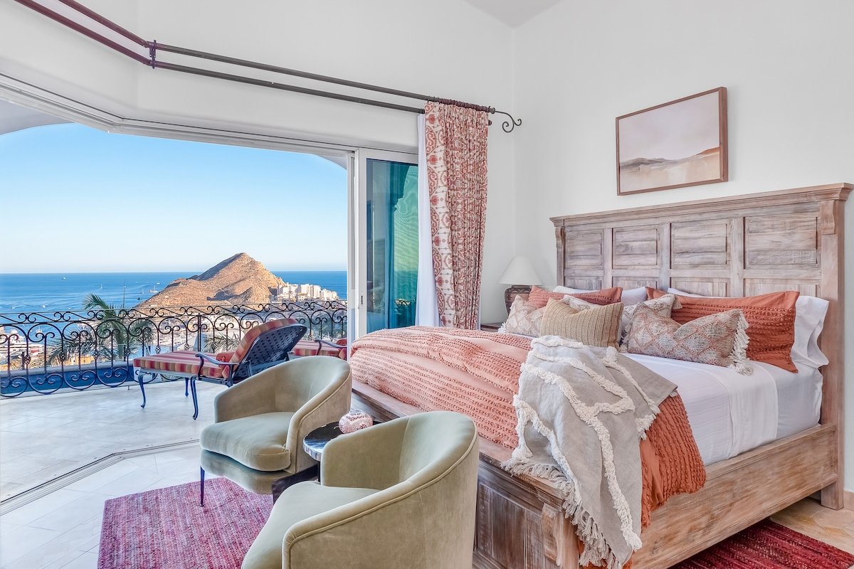 Spectacular Gated Villa with Cabo’s Best Views! gallery image 3