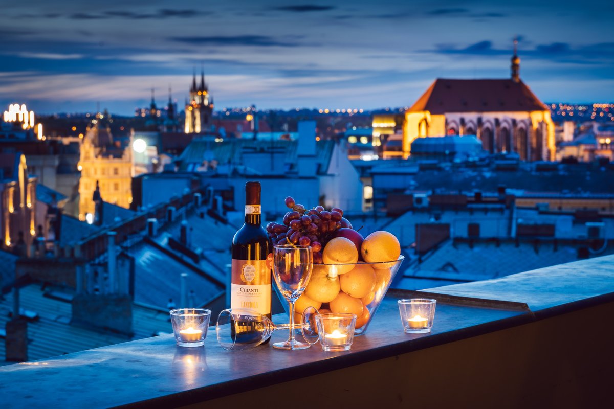 6BR+2.5Bath+A/C CHIC Penthouse at Wenceslas Square