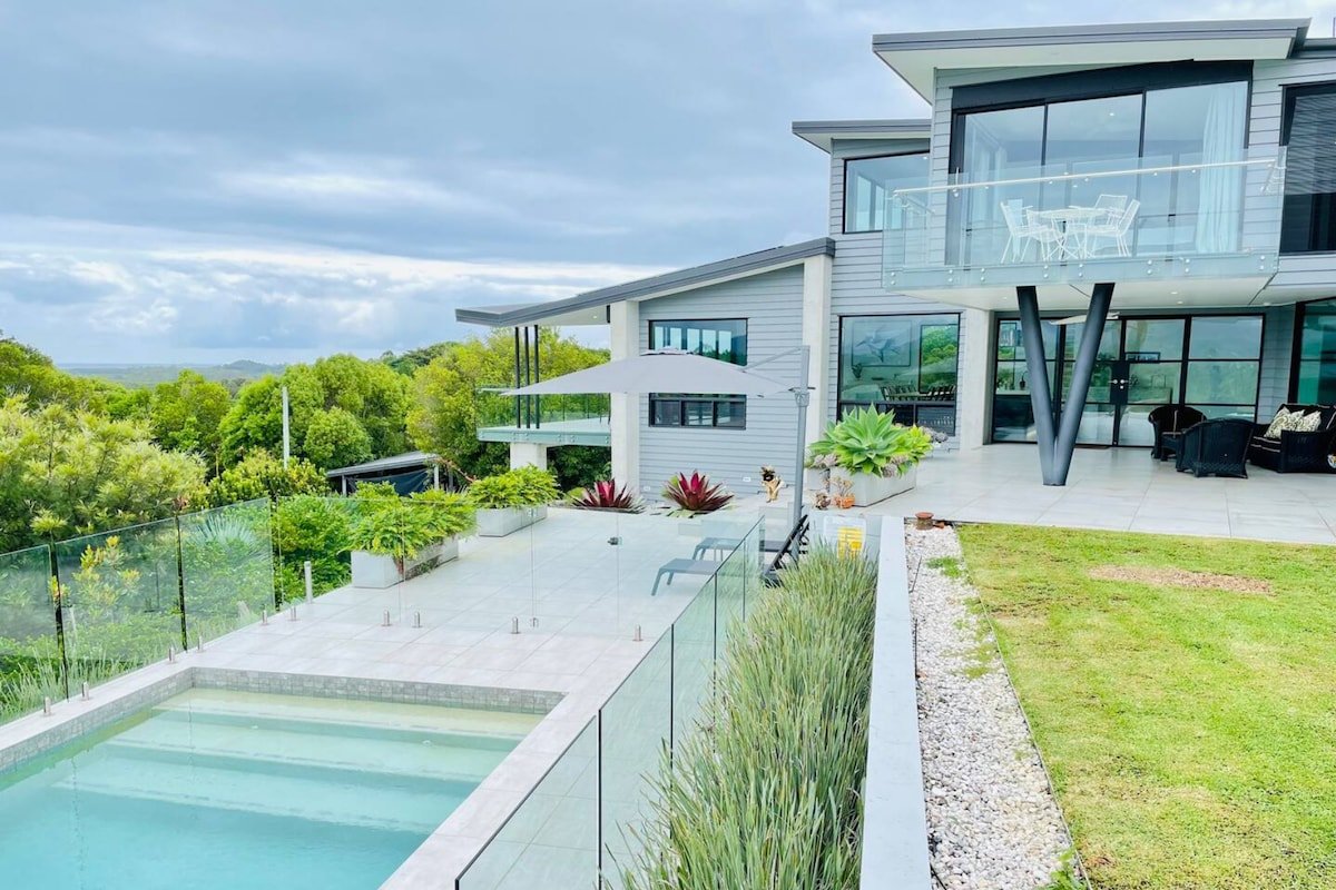 The View – Tranquil Byron Hinterland Retreat gallery image 2