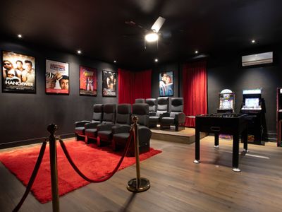 All-In-One 5BD Home w/ Pool, Arcades, Theater!