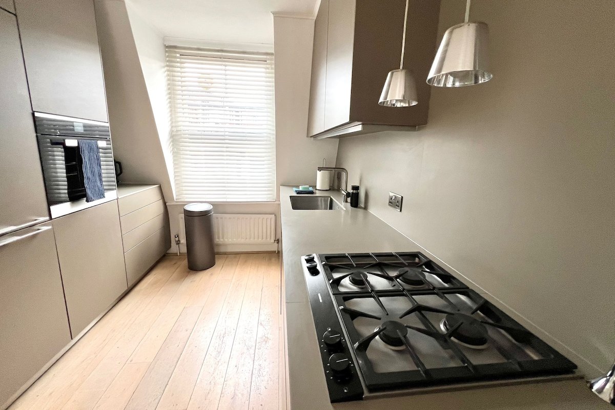 Stunning Central London flat, 1 min to Bond Street gallery image 5