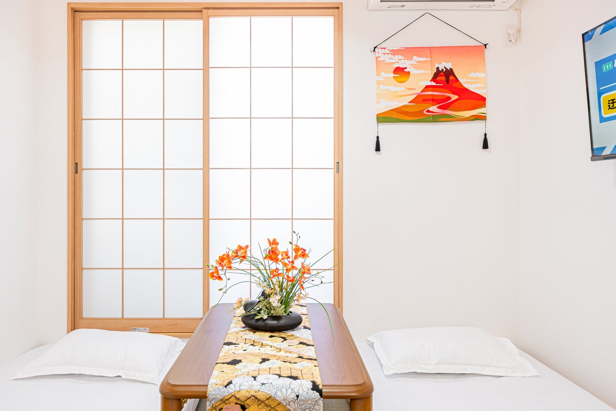 5分浅草/1分晴空塔/羽田、迪士尼、银座、东京塔、渋谷…直达。步行车站2分钟。85平方新建一户建