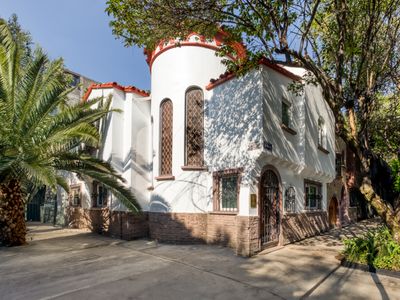 Casa Benjamin | 4BR Classic Home in Condesa
